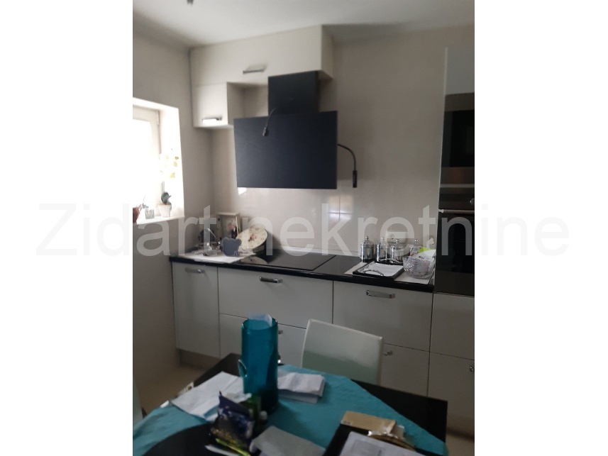 Квартира, 1001 м², 300 000$ — FAKTOR